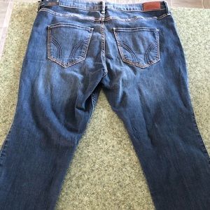 size 17 hollister jeans